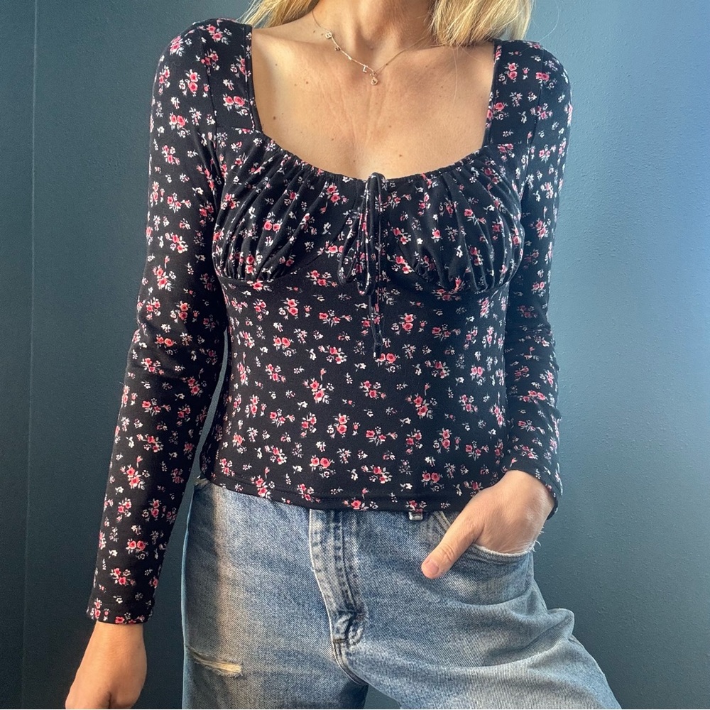 Ruched Bust Ditzy Floral Long Sleeve Top size Large - Picture 5 of 9